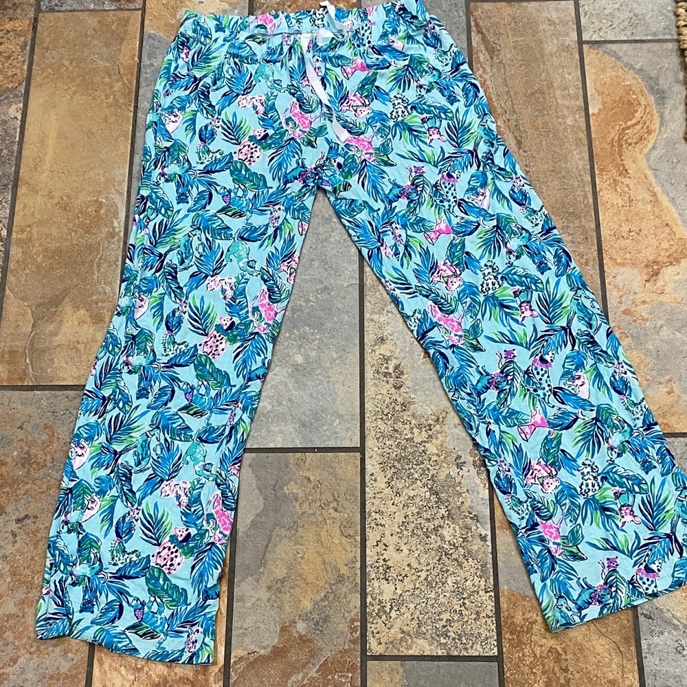 Lilly Pulitzer. Barking  up the palm tree.. print, dog & cat pajama pants  Sz. S